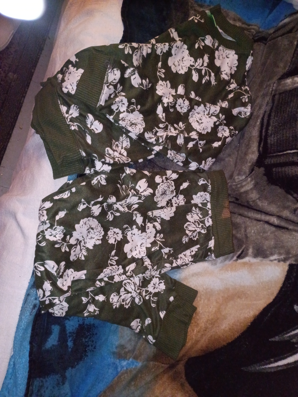 Source Unknown Olive Green and White Floral Track Joggers